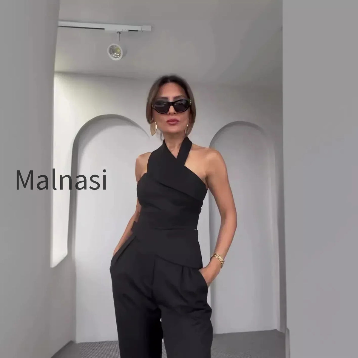 halter-slim-pant-suit