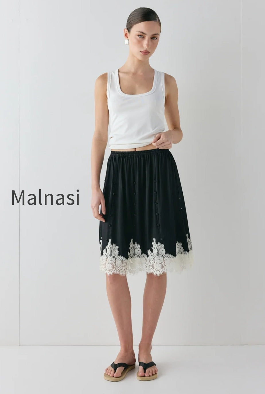 thea-lace-skirt-black