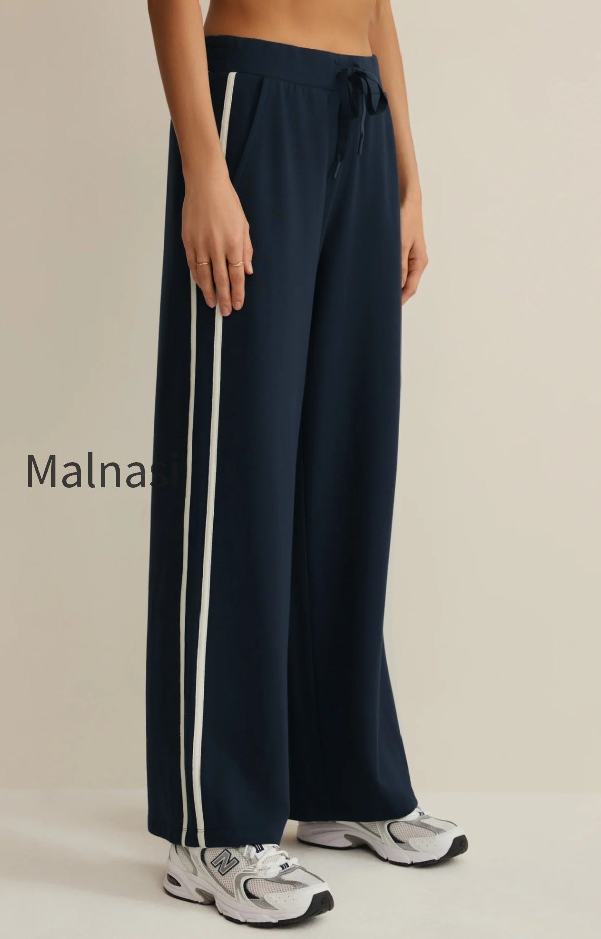 layover-track-pant