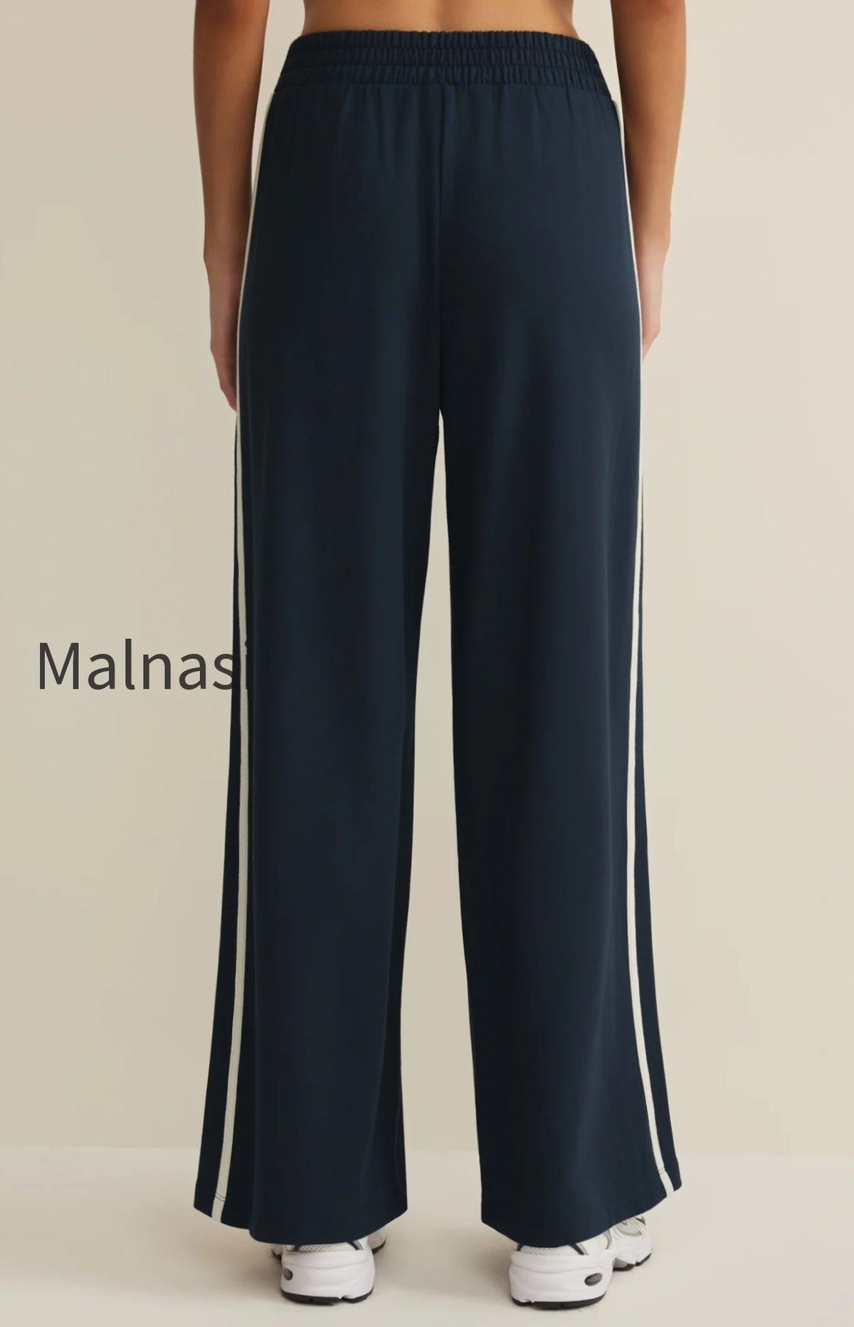 layover-track-pant