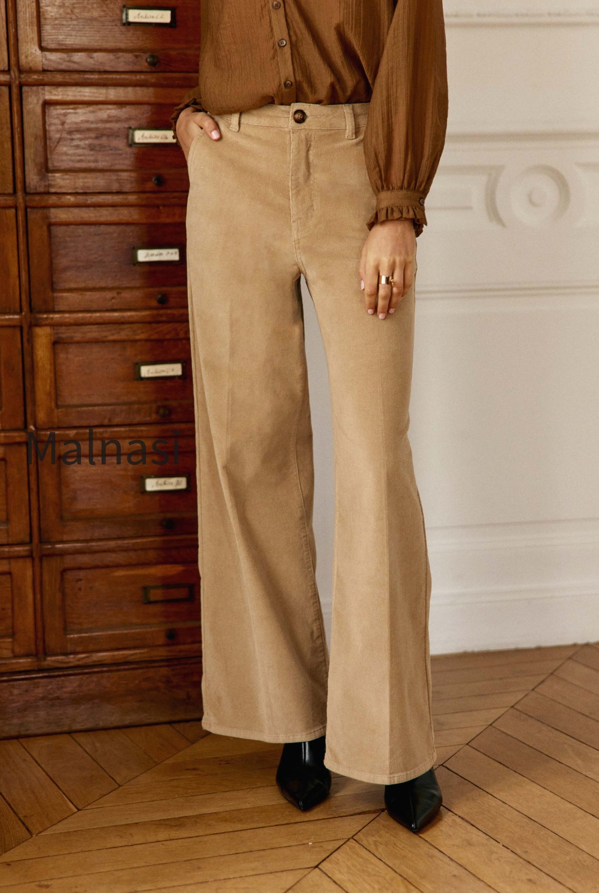 pantalon-large-beige-petrona