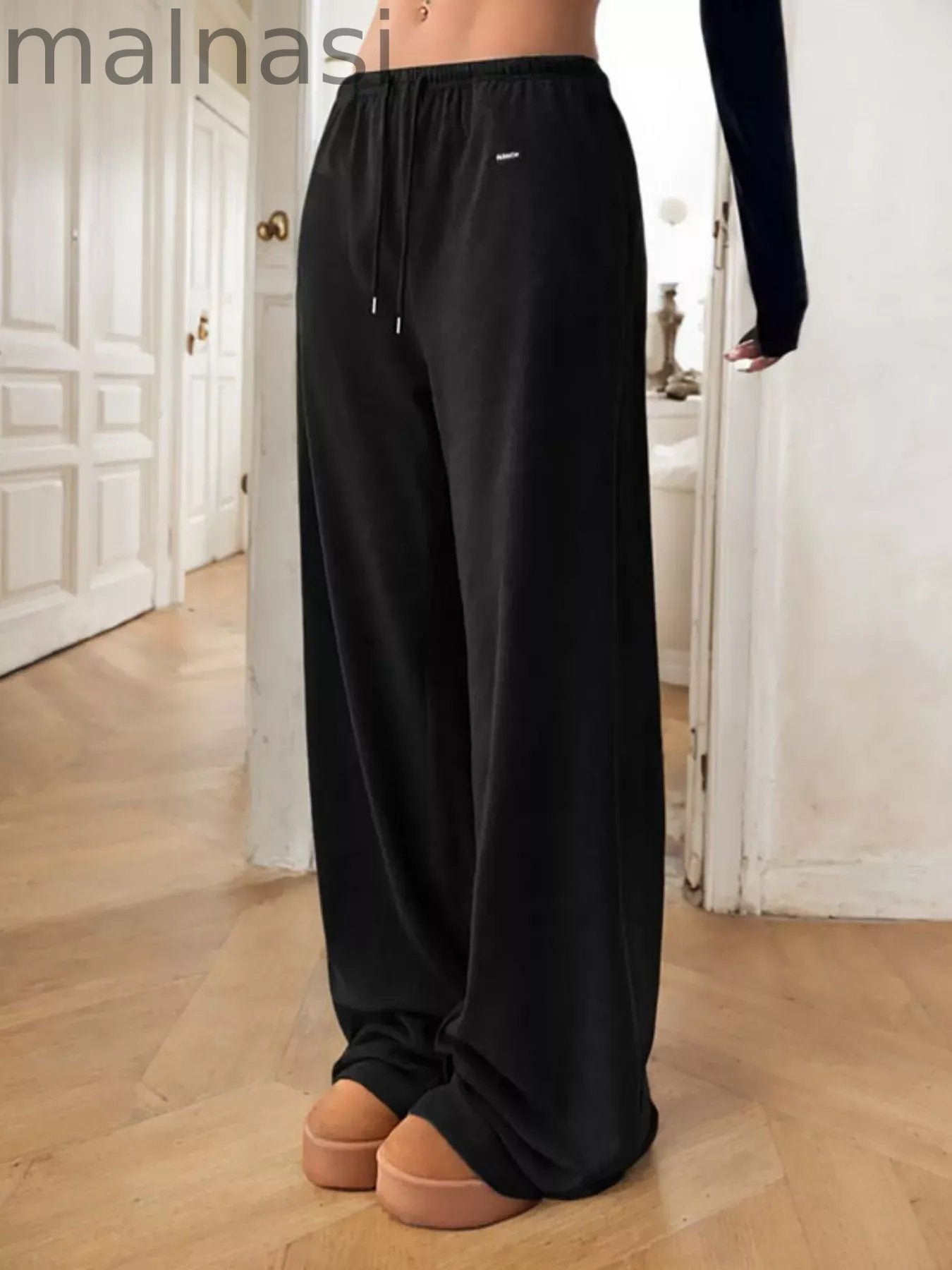 Relaxed Fit Drawstring Pants